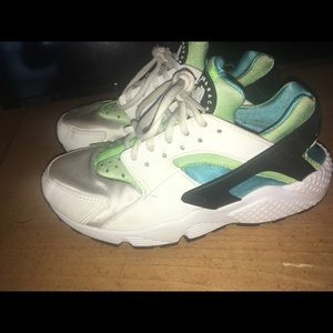 Nike huaraches